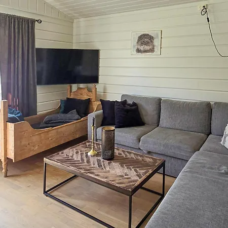 4 Bedroom Gorgeous In Vega Holiday home