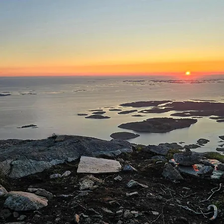 Holiday home 4 Bedroom Gorgeous In Vega Vika (Nordland)