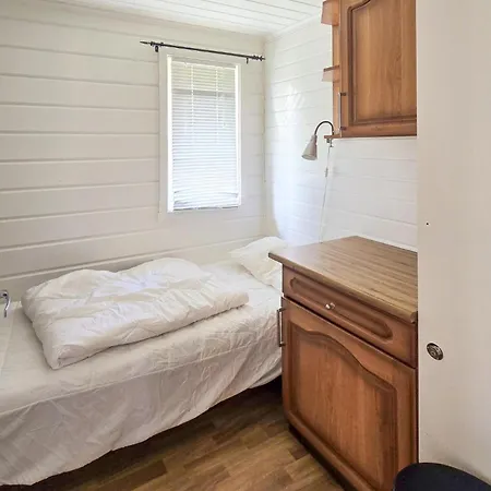 4 Bedroom Gorgeous In Vega * Vika (Nordland)